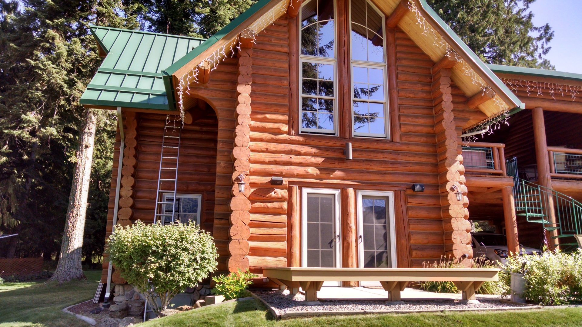 Twin Lakes Residential Log Home Squeeky Clean