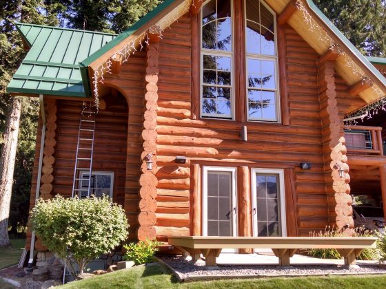 Twin Lakes Residential Log Home Squeeky Clean